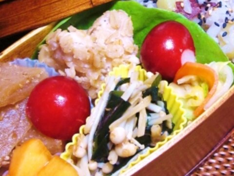 お弁当に!! えのきとワカメの簡単炒め♪